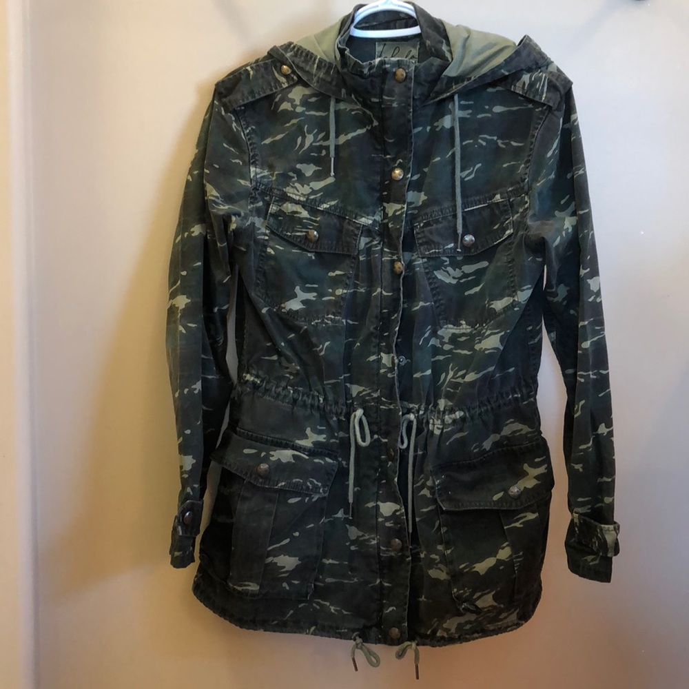 Aritzia Trooper Jacket